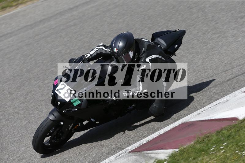 /08 17.04.2026  TZ Motorsport ADR/Gruppe gruen/28